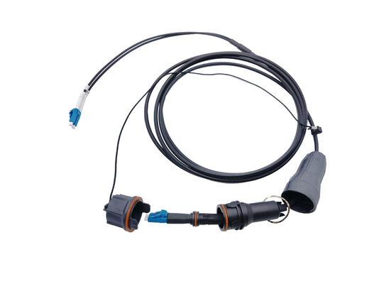 kaufen Wasserdichter Pullover aus optischen Fasern 4.8mm G657A2 RRH IP67 FTTA Online-Herstellung