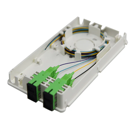 FTTH-Terminalbox 4 Kerne Einfaser ABS Kunststoff Wandmontierte Glasfaser Endbox